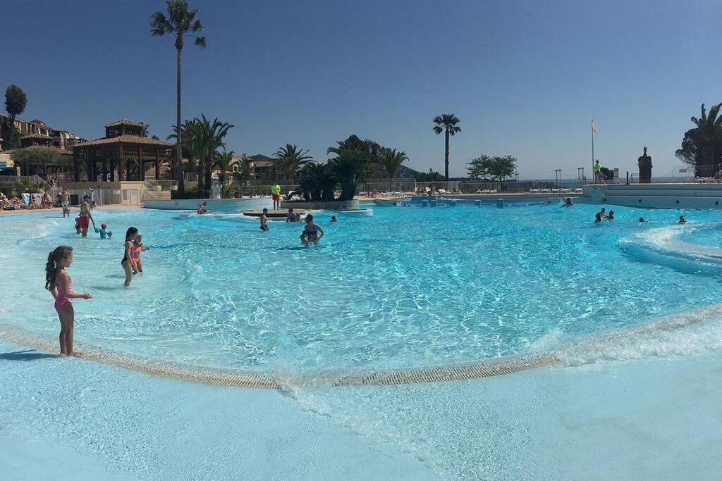 Dans Un Cadre D'Exception, Vue Mer Panoramique A Agay Cote D'Azur, Village Vacances Cap Esterel, T2 Avec Jardin, Golf, Climatisation, Wifi, 5 Piscines Saint-Raphaël Exteriör bild