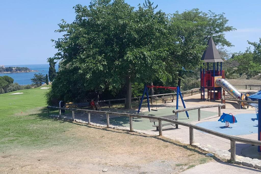 Dans Un Cadre D'Exception, Vue Mer Panoramique A Agay Cote D'Azur, Village Vacances Cap Esterel, T2 Avec Jardin, Golf, Climatisation, Wifi, 5 Piscines Saint-Raphaël Exteriör bild