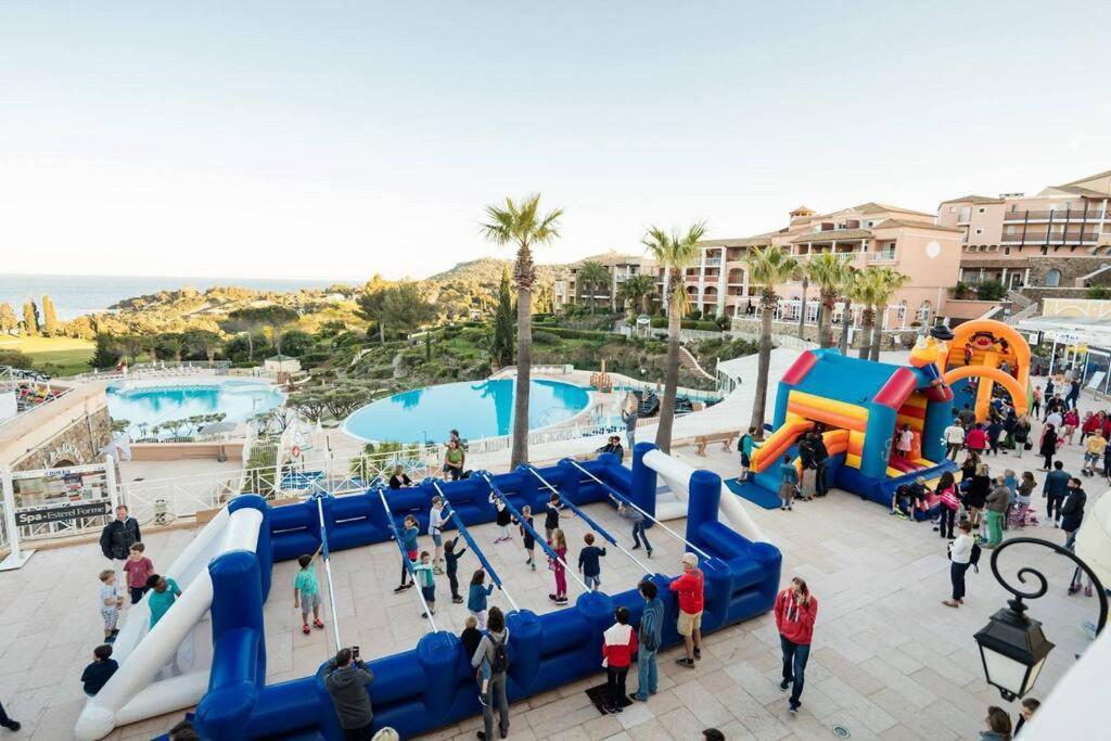 Dans Un Cadre D'Exception, Vue Mer Panoramique A Agay Cote D'Azur, Village Vacances Cap Esterel, T2 Avec Jardin, Golf, Climatisation, Wifi, 5 Piscines Saint-Raphaël Exteriör bild