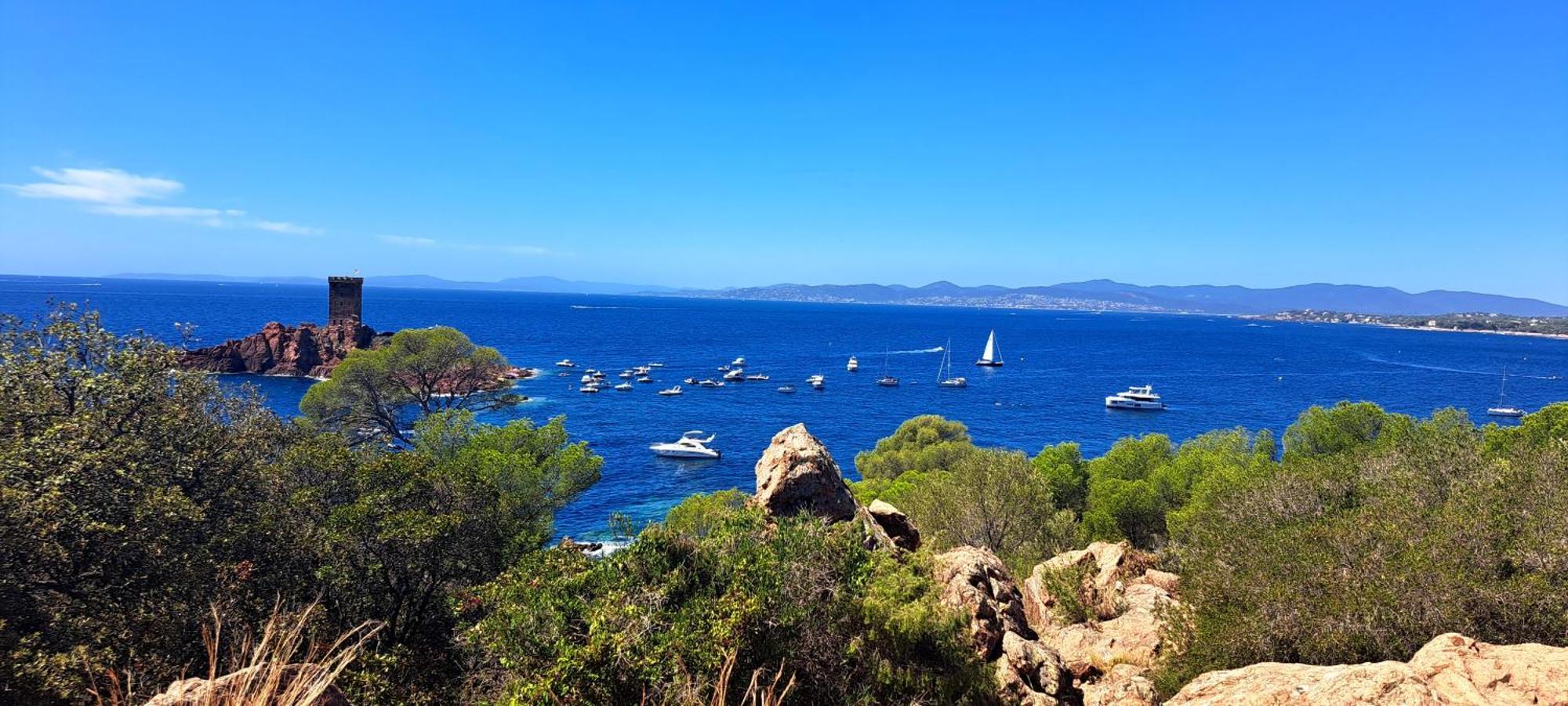 Dans Un Cadre D'Exception, Vue Mer Panoramique A Agay Cote D'Azur, Village Vacances Cap Esterel, T2 Avec Jardin, Golf, Climatisation, Wifi, 5 Piscines Saint-Raphaël Exteriör bild